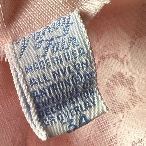 VTG Vanity Fair Powder Pink Slip Lace Dress Lingerie Pinup Boudoit - Picture 3 of 14
